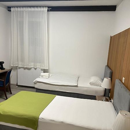 Hotel Alte Wache Mariental Bagian luar foto