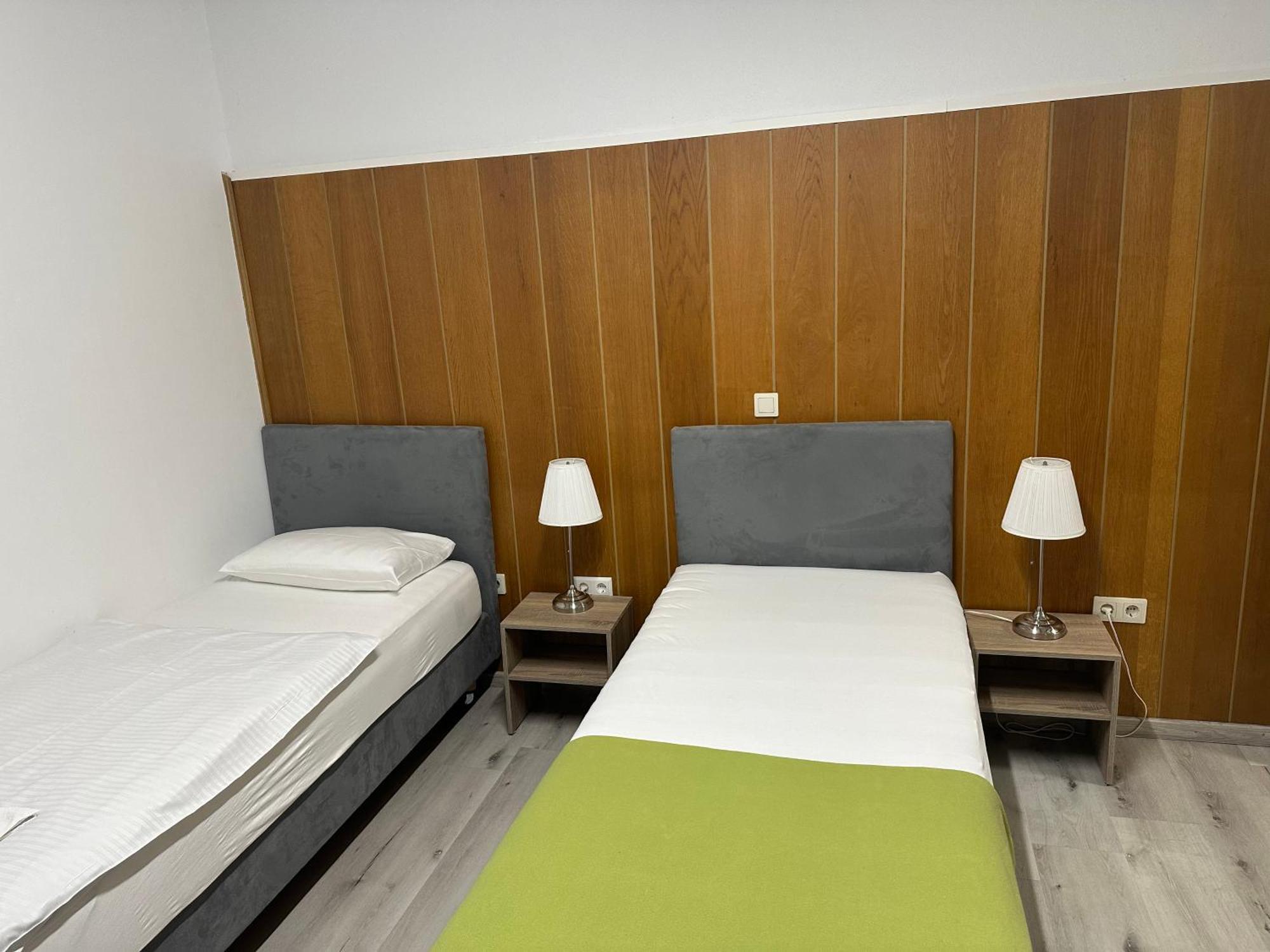 Hotel Alte Wache Mariental Bagian luar foto