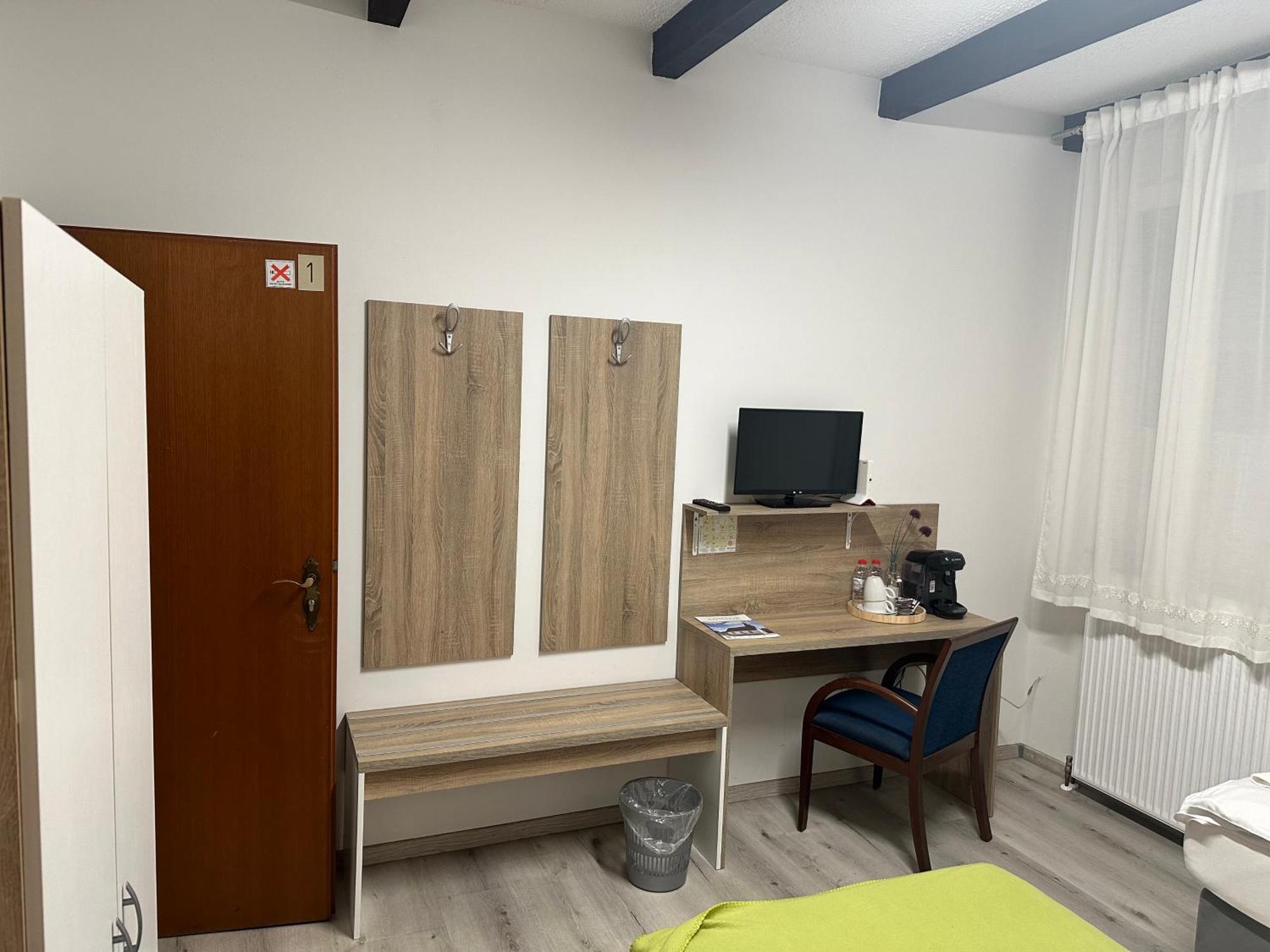 Hotel Alte Wache Mariental Bagian luar foto