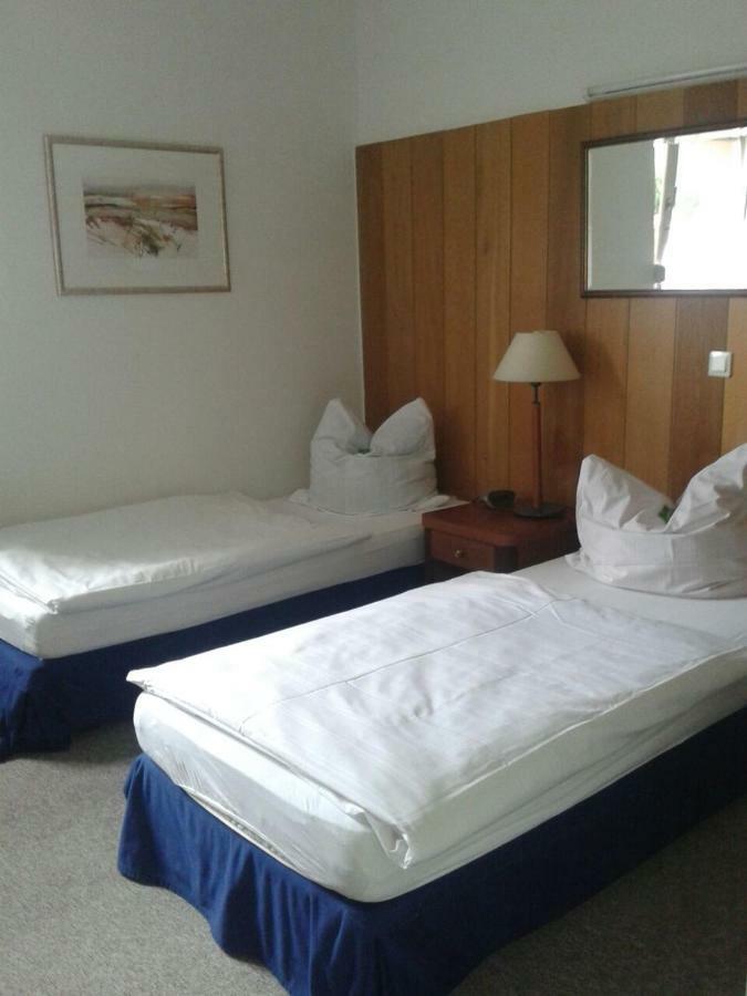 Hotel Alte Wache Mariental Bagian luar foto